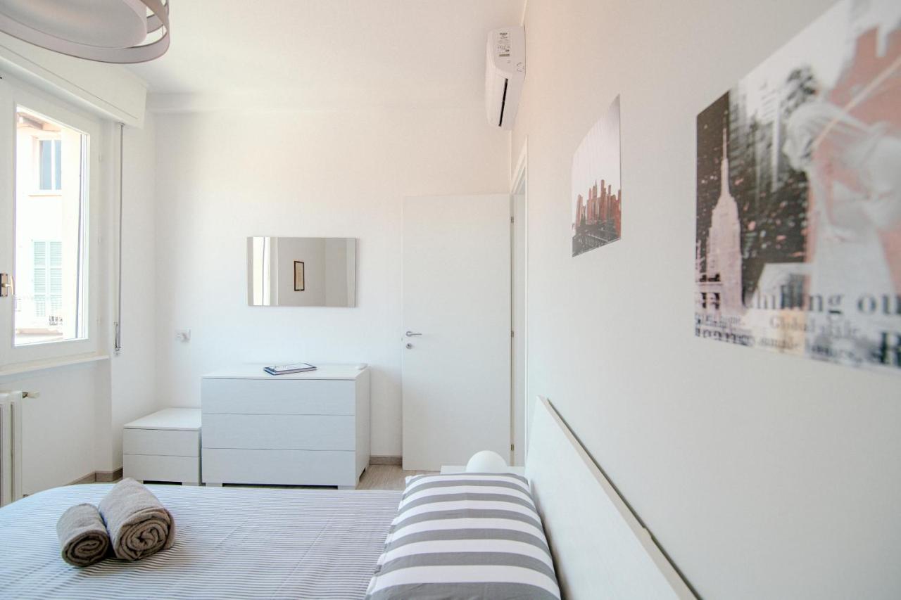 Bright Home - The House Of Travelers Комо Екстериор снимка