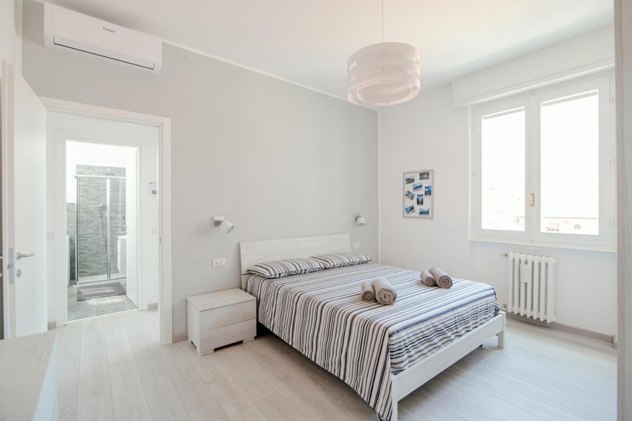 Bright Home - The House Of Travelers Комо Екстериор снимка