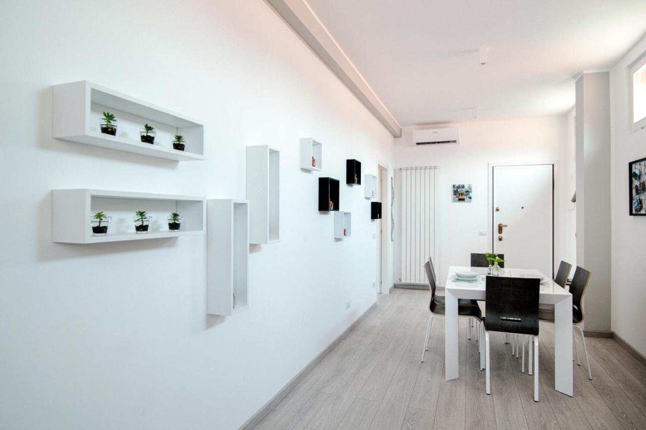 Bright Home - The House Of Travelers Комо Екстериор снимка